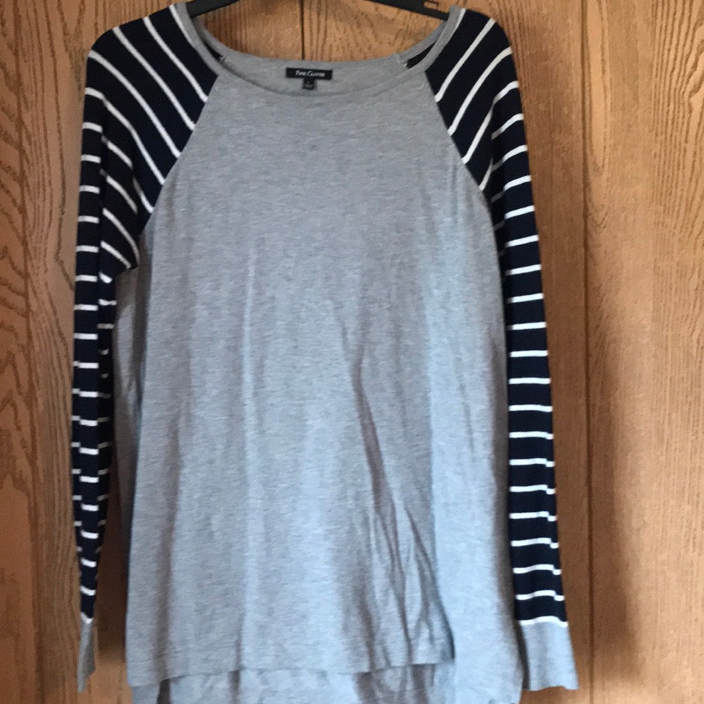 Pink Clover size L boutique style top